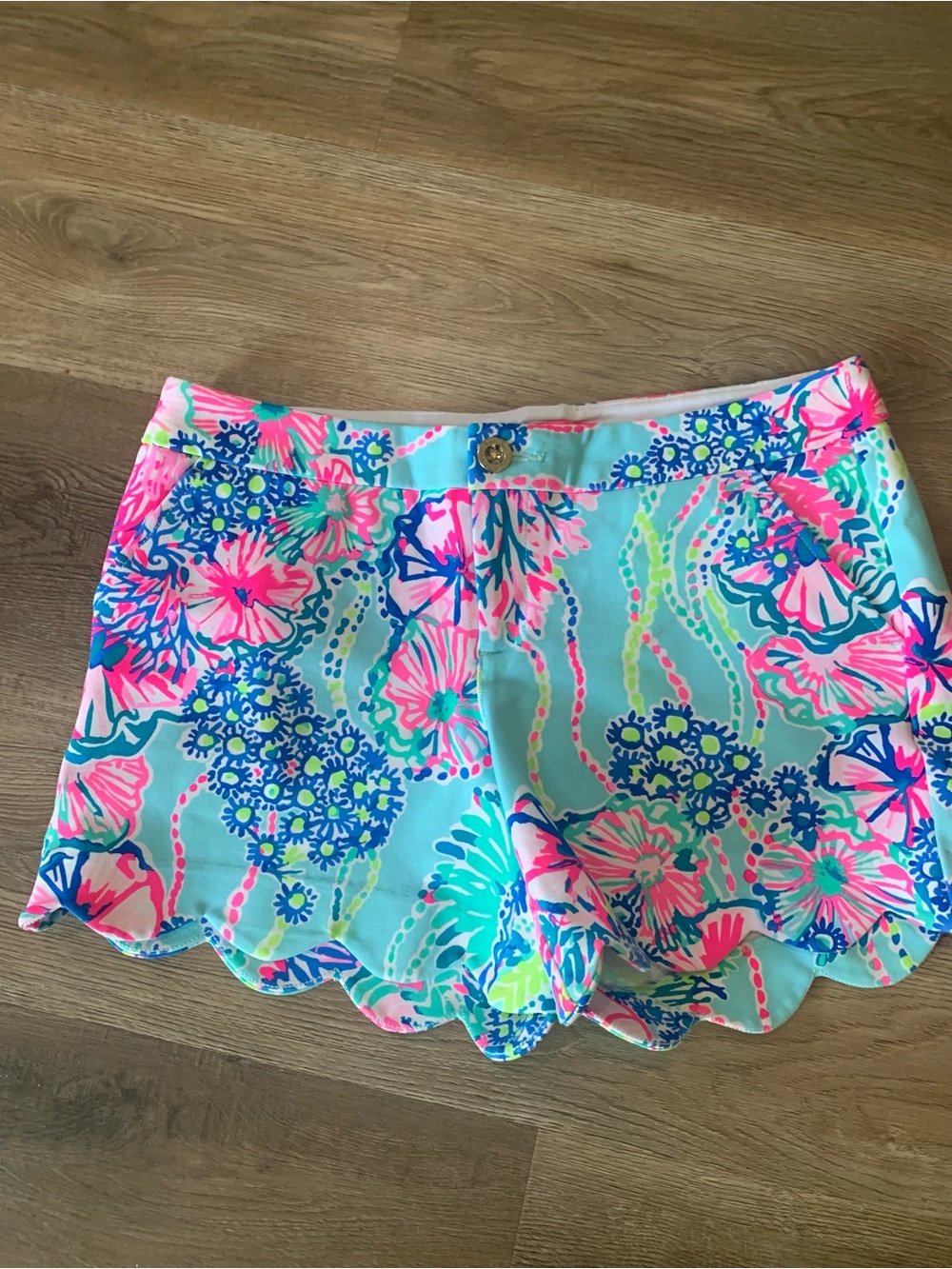 NWT Lilly Pulitzer Buttercup Short